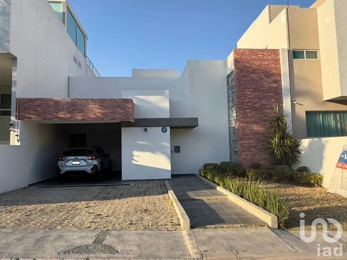 Casa en Venta en Cumbres del Cimatario, Huimilpan, Querétaro | NEX-239627 | iad México | Foto 1 de 32