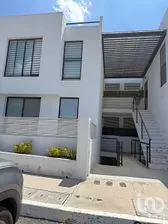 NEX-259317 - Departamento en Venta, con 3 recamaras, con 2 baños, con 108 m2 de construcción en Colinas del Santuario, CP 76904, Querétaro.