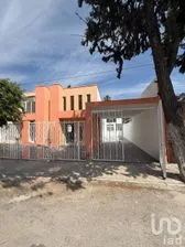 NEX-292013 - Casa en Renta, con 3 recamaras, con 1 baño, con 244 m2 de construcción en Los Cedros, CP 76165, Querétaro.