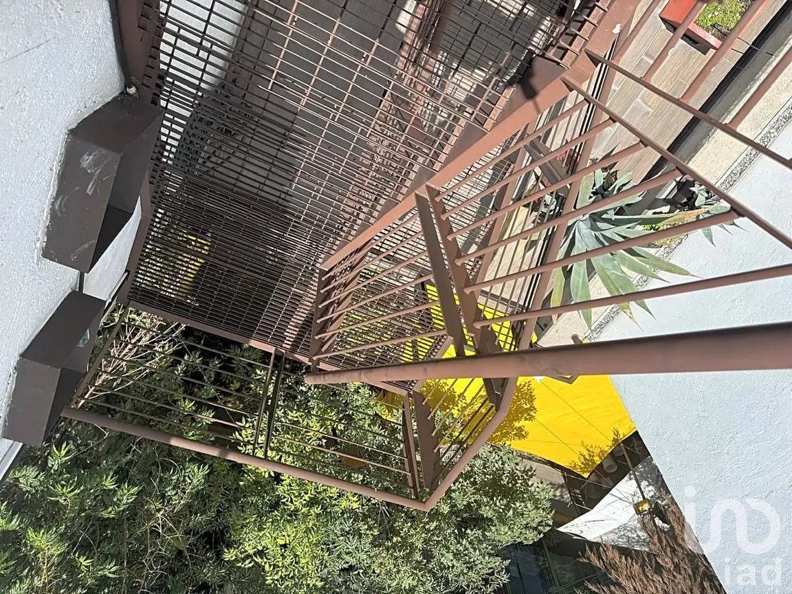 Casa en Venta en Nueva Rosita, Iztapalapa, Ciudad de México | NEX-237443 | iad México | Foto 3 de 8