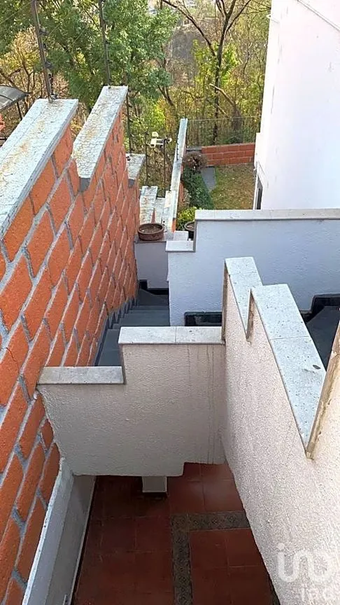 Casa en Venta en Vista del Valle Sección Bosques, Naucalpan de Juárez, México | NEX-237444 | iad México | Foto 3 de 10