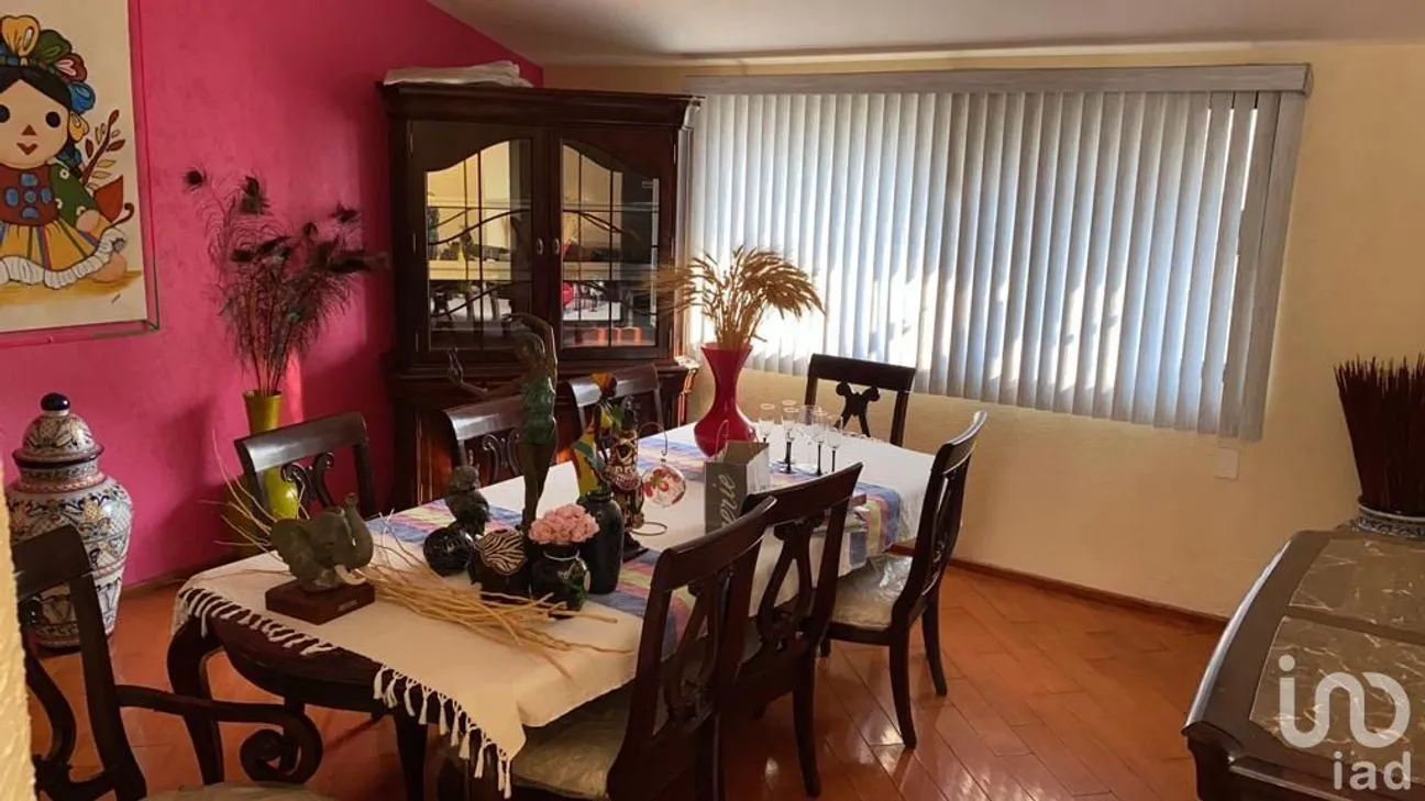 Casa en Venta en Vista del Valle Sección Bosques, Naucalpan de Juárez, México | NEX-237444 | iad México | Foto 6 de 10