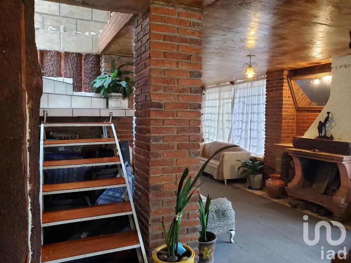 Casa en Venta en La Magdalena Petlacalco, Tlalpan, Ciudad de México | NEX-237649 | iad México | Foto 2 de 9
