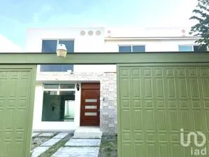 NEX-204231 - Casa en Renta, con 3 recamaras, con 2 baños, con 162 m2 de construcción en Residencial Santa Fe, CP 76930, Querétaro.