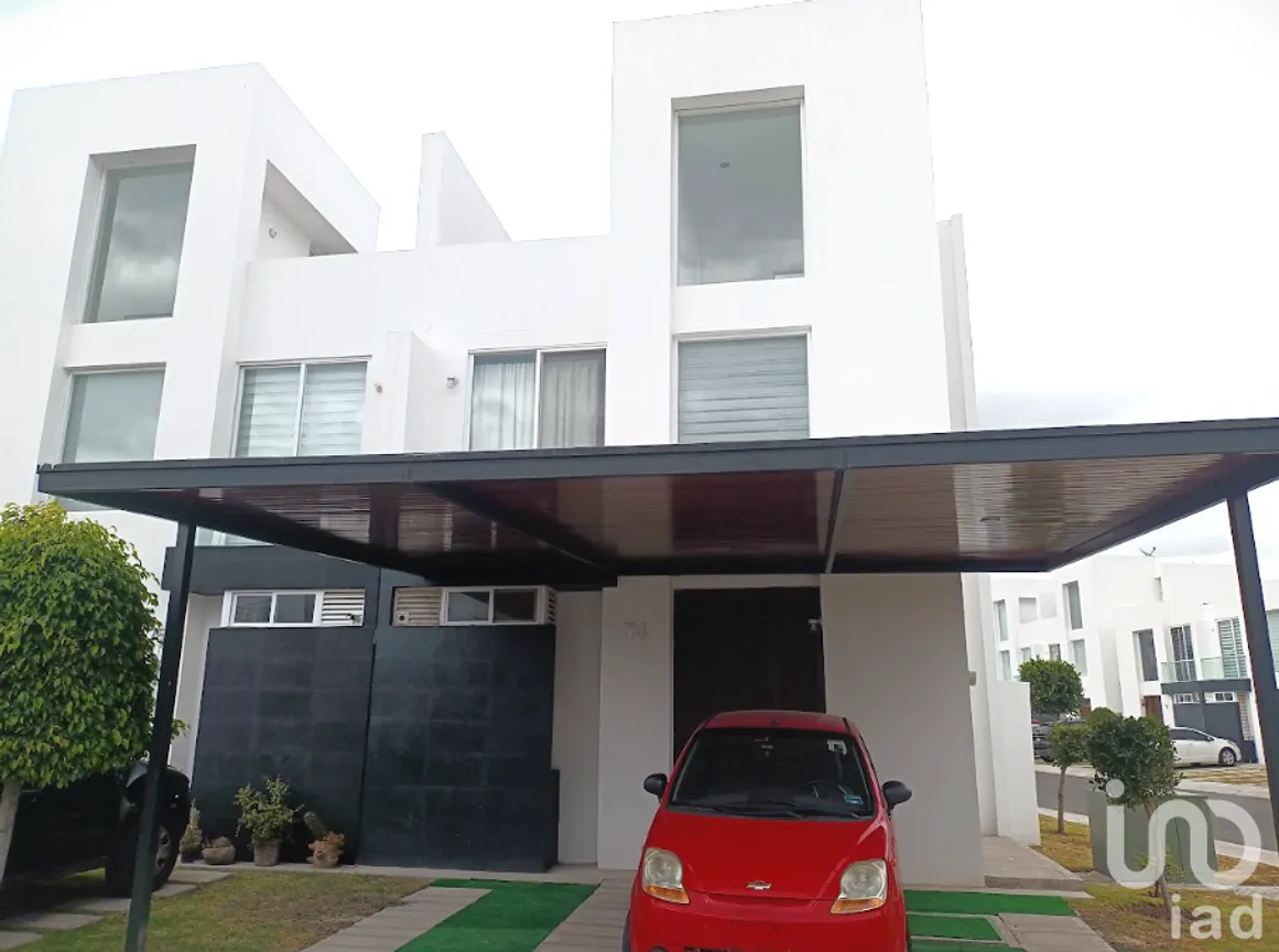 Casa en Venta en Zákia, El Marqués, Querétaro | NEX-245176 | iad México | Foto 1 de 6