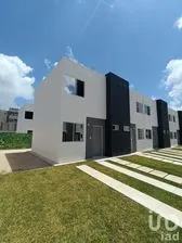 NEX-199260 - Casa en Venta, con 2 recamaras, con 1 baño, con 70 m2 de construcción en Privadas Sacbe, CP 77518, Quintana Roo.