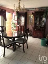 NEX-258388 - Casa en Venta, con 3 recamaras, con 3 baños, con 360 m2 de construcción en Arboleda de la Huerta, CP 58195, Michoacán de Ocampo.