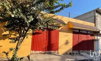 NEX-287565 - Casa en Venta, con 5 recamaras, con 2 baños, con 220 m2 de construcción en Tepeyac, CP 62746, Morelos.