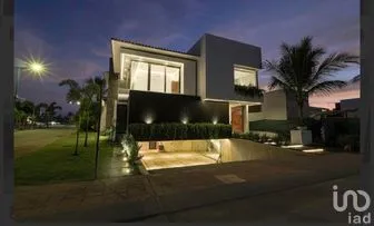 NEX-235260 - Casa en Venta, con 5 recamaras, con 5 baños, con 750 m2 de construcción en Nuevo Vallarta, CP 63735, Nayarit.