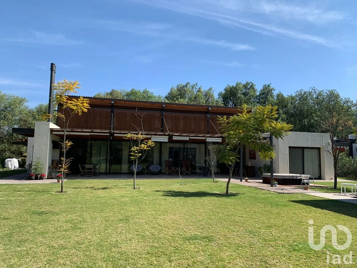 Casa en Venta en Balvanera Polo y Country Club, Corregidora, Querétaro | NEX-241187 | iad México | Foto 2 de 11