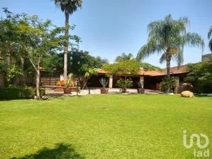 NEX-242645 - Rancho en Venta, con 1 recamara, con 3 baños, con 300 m2 de construcción en Lomas de Montechelo (El Pedregal), CP 45200, Jalisco.
