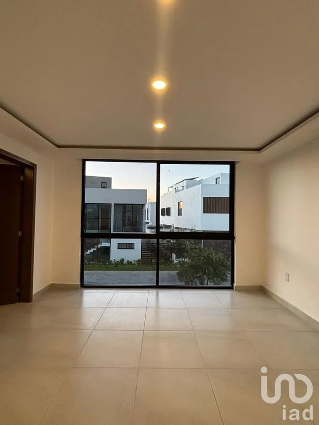 Casa en Venta en Adamar, Tlajomulco de Zúñiga, Jalisco | NEX-261690 | iad México | Foto 3 de 11