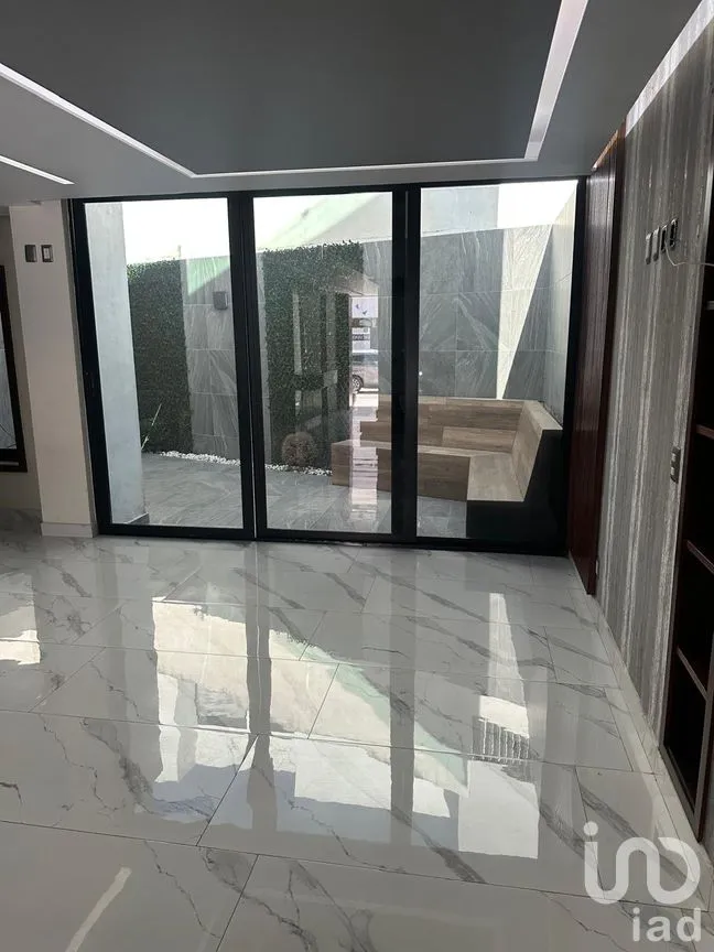 Casa en Venta en La Rioja, Tlajomulco de Zúñiga, Jalisco | NEX-286780 | iad México | Foto 3 de 12