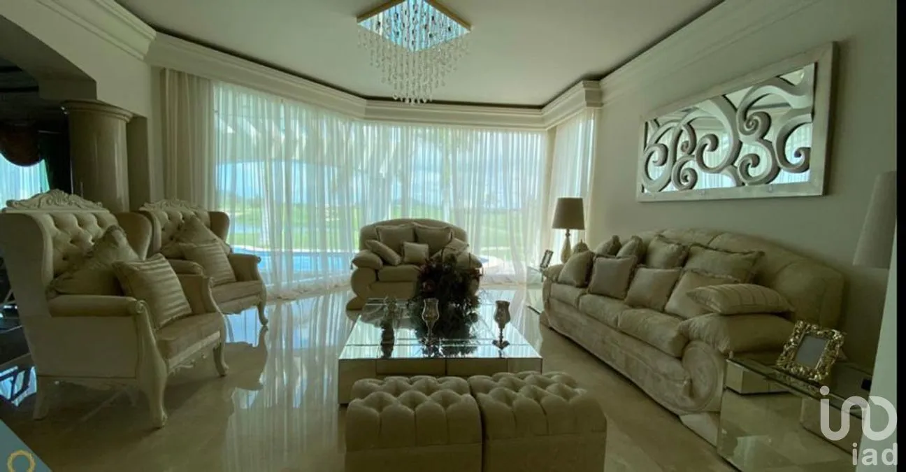 Casa en Venta en Marina Mazatlán, Mazatlán, Sinaloa | NEX-292876 | iad México | Foto 11 de 19