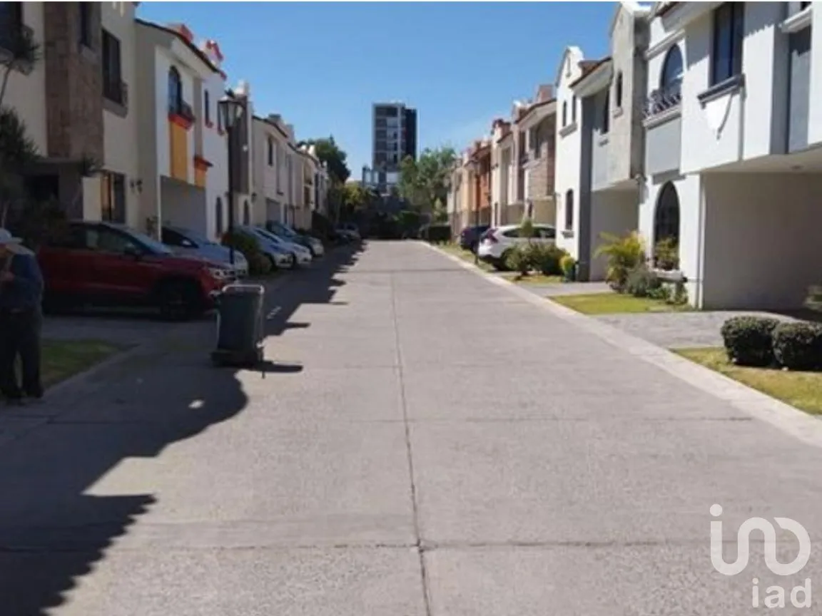 Casa en Venta en Ciudad Granja, Zapopan, Jalisco | NEX-295971 | iad México | Foto 2 de 13