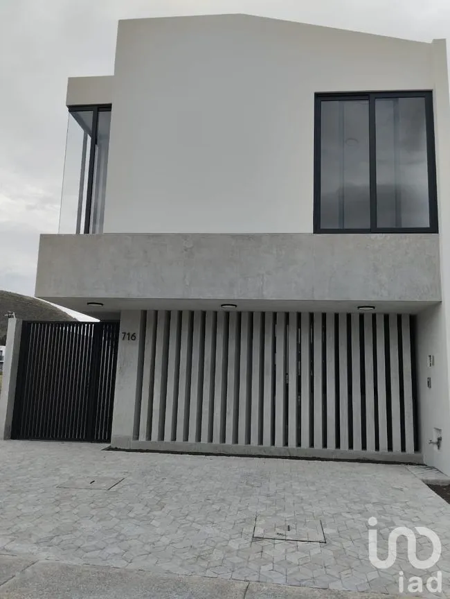 Casa en Venta en Adamar, Tlajomulco de Zúñiga, Jalisco | NEX-298860 | iad México | Foto 2 de 16