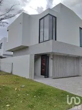 NEX-298860 - Casa en Venta, con 3 recamaras, con 2 baños, con 195 m2 de construcción en Adamar, CP 45646, Jalisco.
