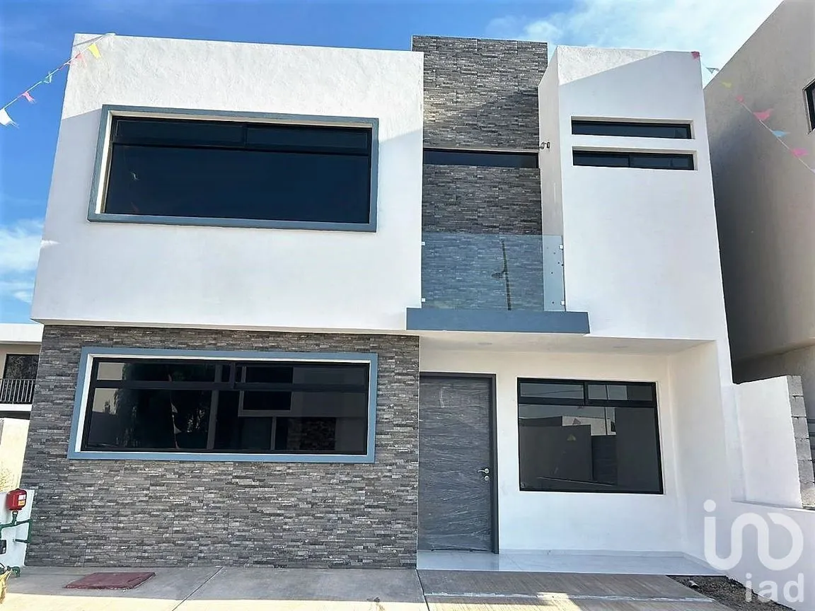 Casa en Venta en Cañadas del Arroyo, Corregidora, Querétaro | NEX-213167 | iad México | Foto 1 de 20