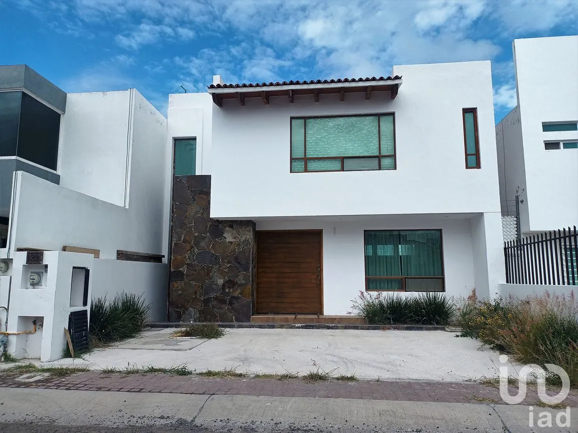 Casa en Venta en El Mirador, Querétaro, Querétaro | NEX-238113 | iad México | Foto 1 de 12