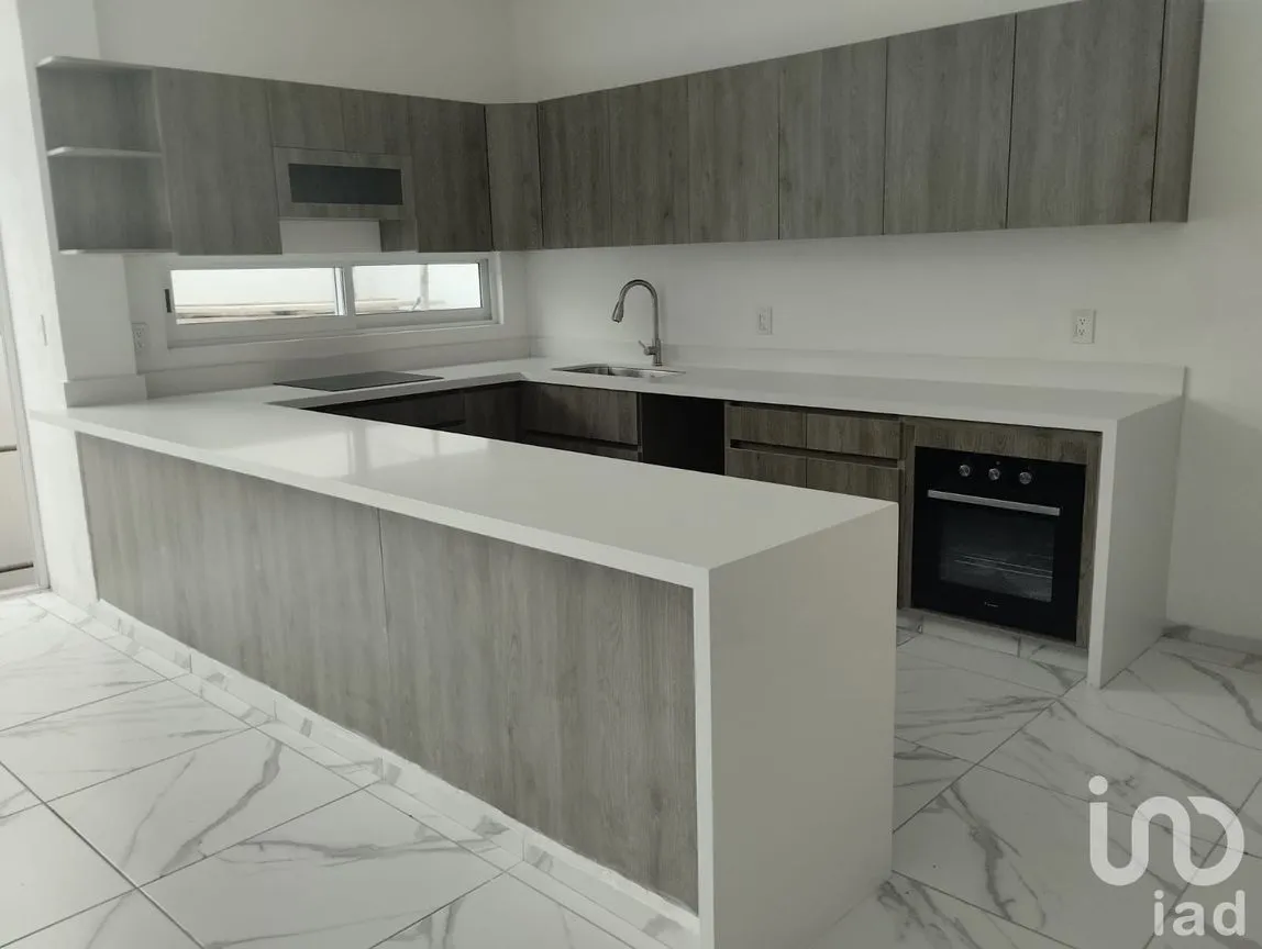Casa en Venta en Praderas del Bosque, Corregidora, Querétaro | NEX-239413 | iad México | Foto 2 de 20