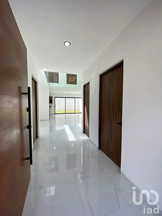 Casa en Venta en Cañadas del Arroyo, Corregidora, Querétaro | NEX-258624 | iad México | Foto 2 de 19