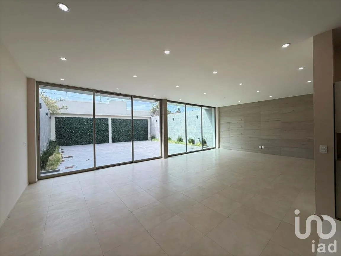 Casa en Venta en Cumbres del Cimatario, Huimilpan, Querétaro | NEX-265851 | iad México | Foto 2 de 24