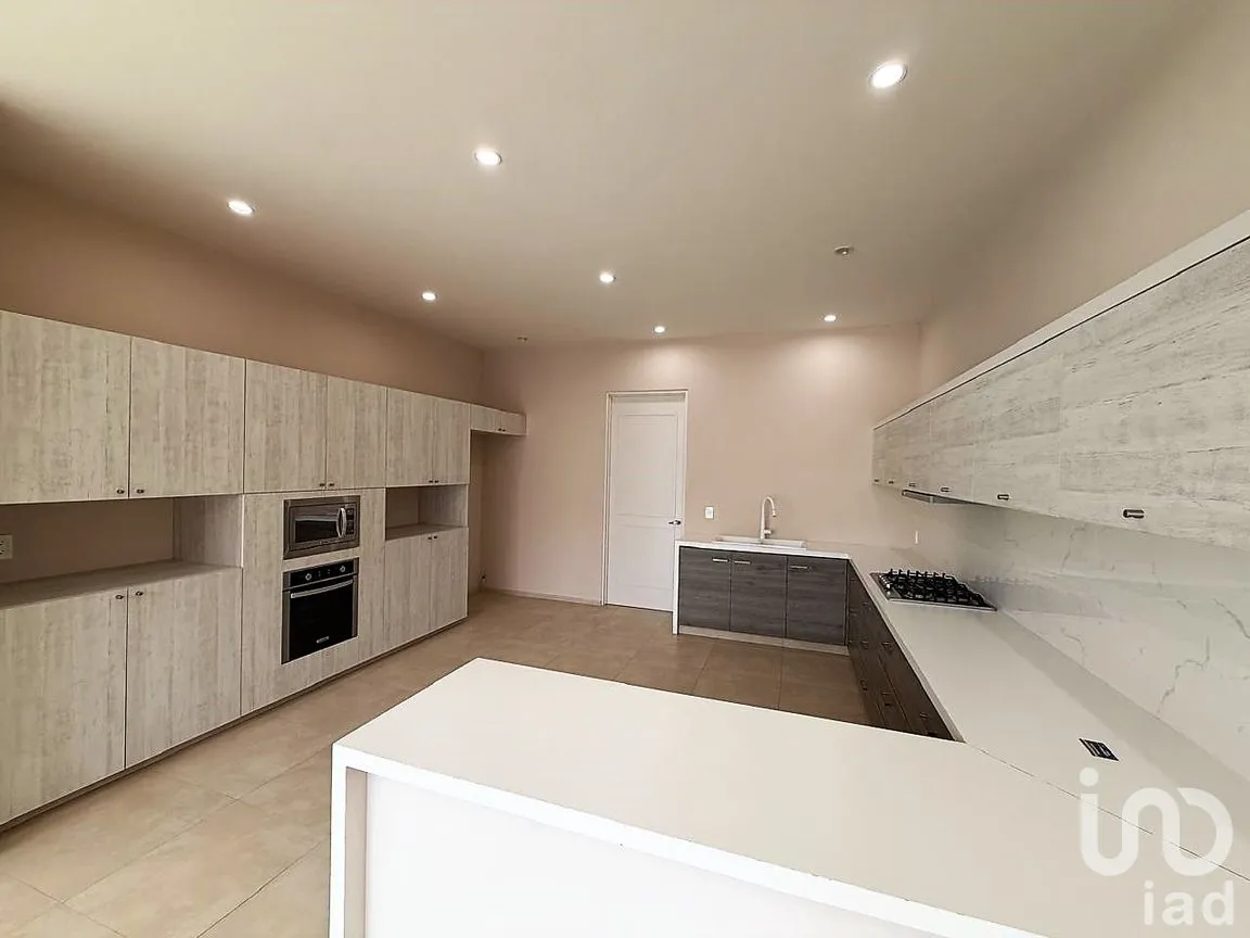 Casa en Venta en Cumbres del Cimatario, Huimilpan, Querétaro | NEX-265851 | iad México | Foto 3 de 24