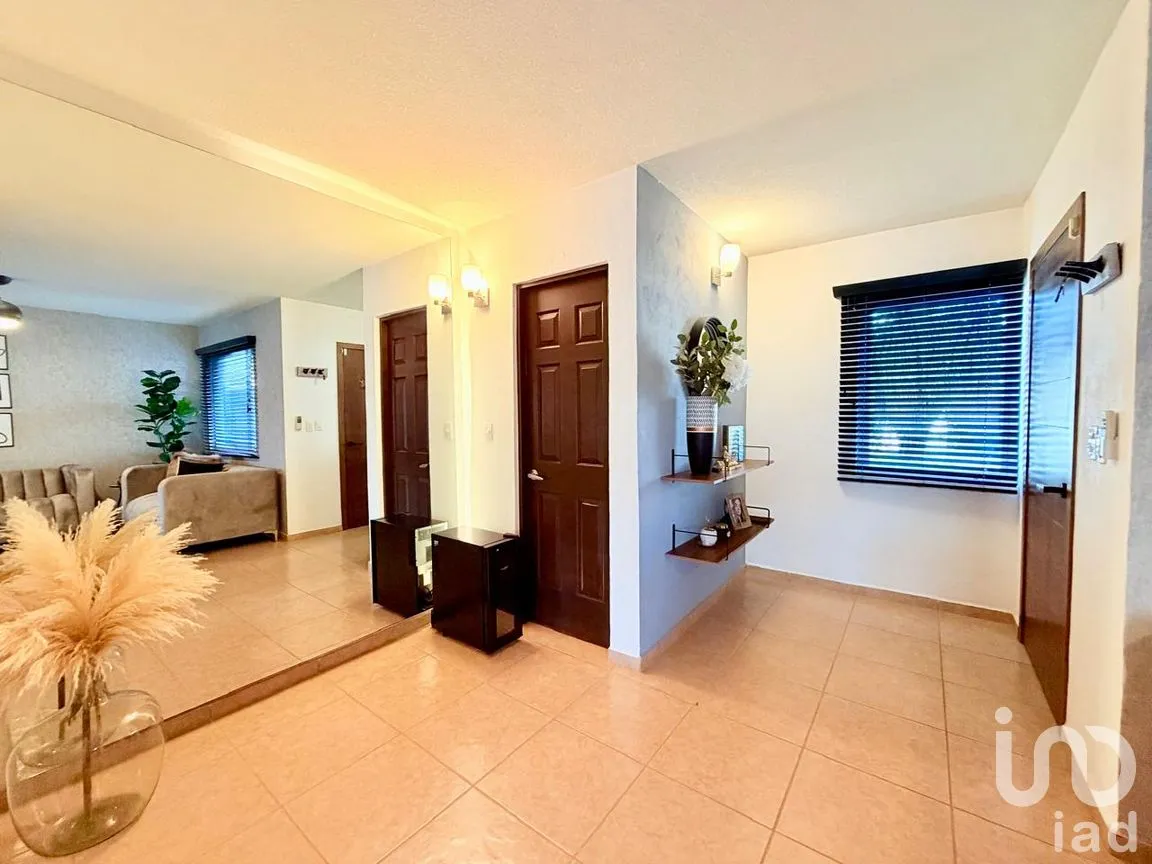Casa en Venta en Real del Bosque, Corregidora, Querétaro | NEX-298001 | iad México | Foto 3 de 23