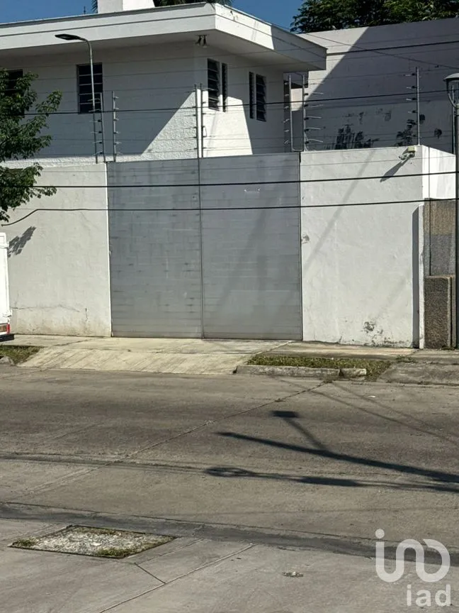 Oficina en Renta en Prados de Providencia, Guadalajara, Jalisco | NEX-259861 | iad México | Foto 2 de 25