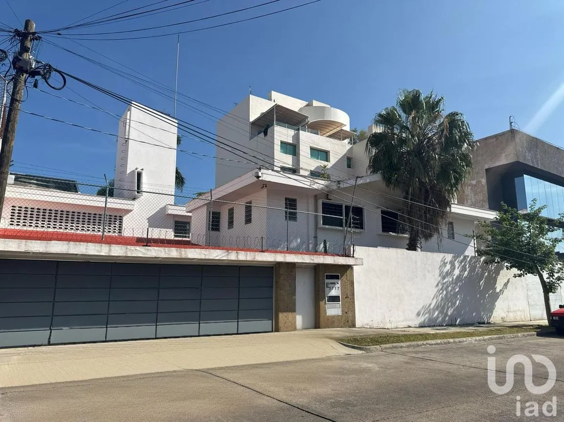 Oficina en Renta en Prados de Providencia, Guadalajara, Jalisco | NEX-259861 | iad México | Foto 1 de 25