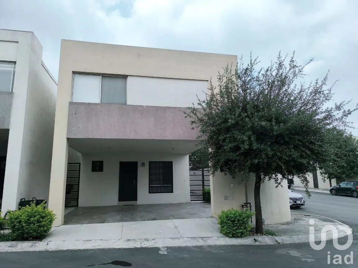 Casa en Renta en Montenova, García, Nuevo León | NEX-253508 | iad México | Foto 1 de 15
