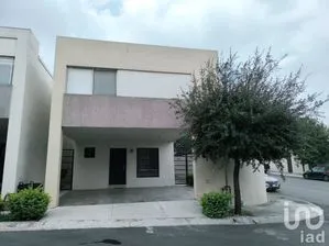 NEX-253508 - Casa en Renta, con 3 recamaras, con 2 baños, con 159 m2 de construcción.