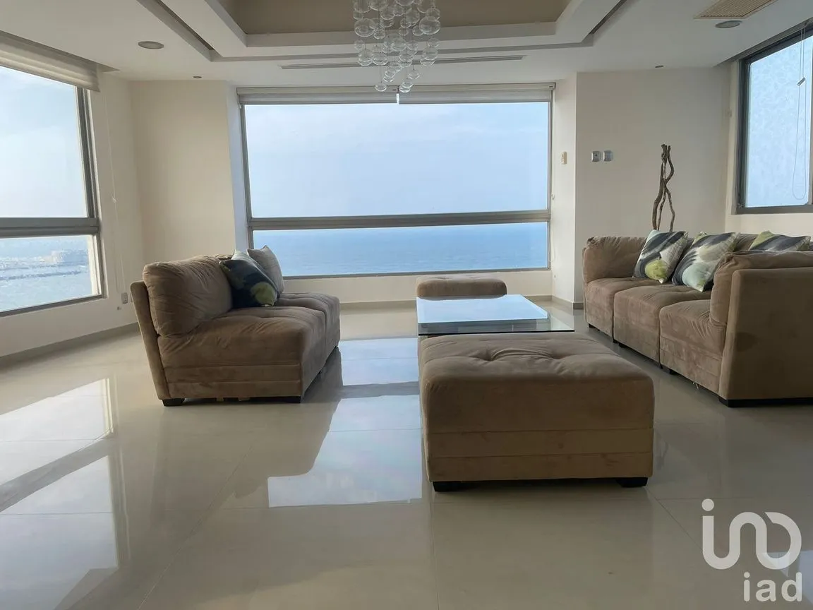 Departamento en Venta en El Estero, Boca del Río, Veracruz de Ignacio de la Llave | NEX-204091 | iad México | Foto 3 de 16