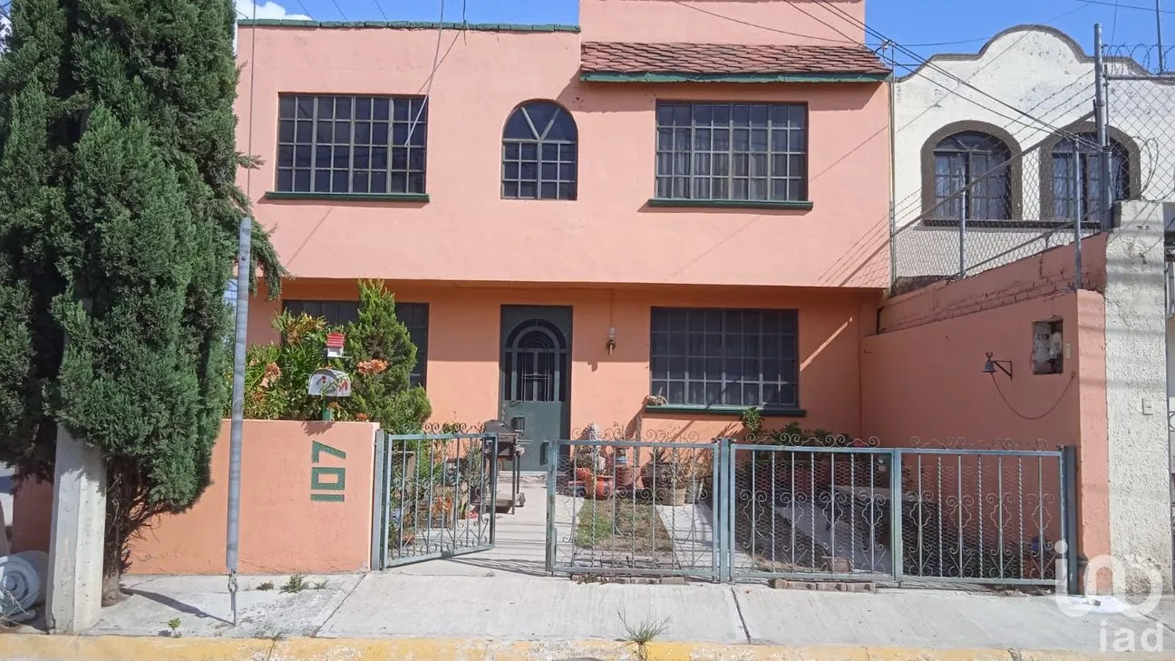 Casa en Venta en Hacienda la Herradura, Pachuca de Soto, Hidalgo | NEX-205258 | iad México | Foto 1 de 11