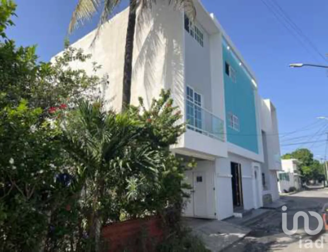 Casa en Venta en Ejido Primero de Mayo Sur, Boca del Río, Veracruz de Ignacio de la Llave | NEX-205780 | iad México | Foto 2 de 13