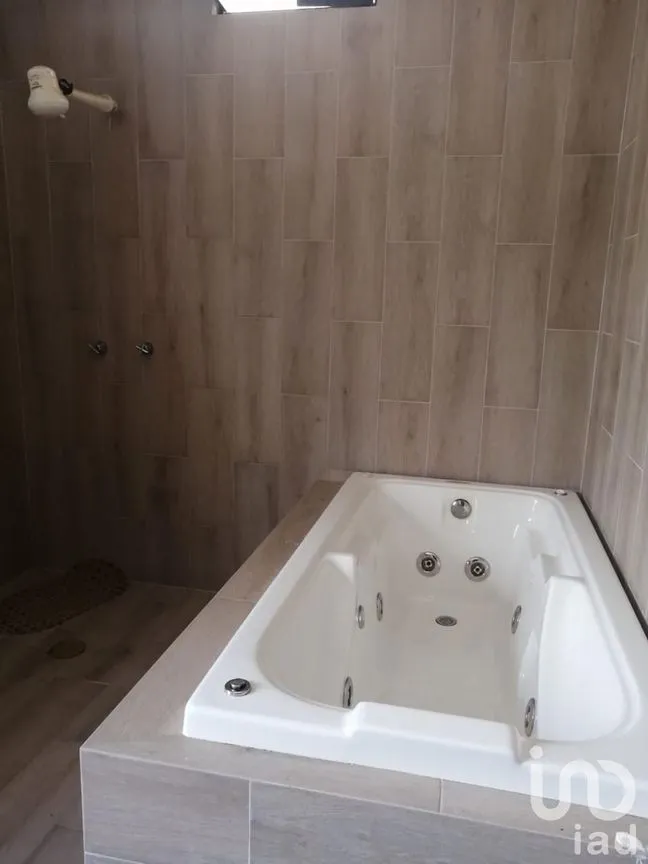 Casa en Venta en Arroyo del Maíz, Poza Rica de Hidalgo, Veracruz de Ignacio de la Llave | NEX-236437 | iad México | Foto 6 de 7