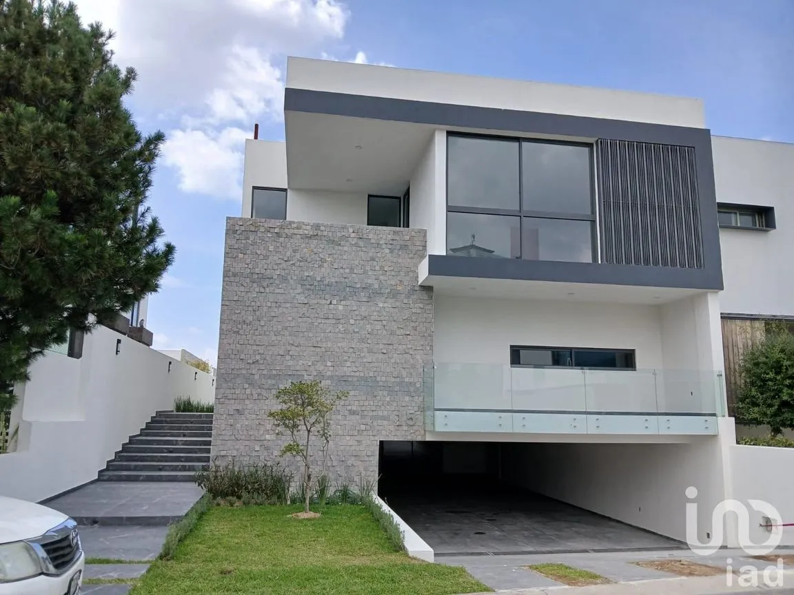 Casa en Venta en Puerta las Lomas, Zapopan, Jalisco | NEX-234341 | iad México | Foto 2 de 40