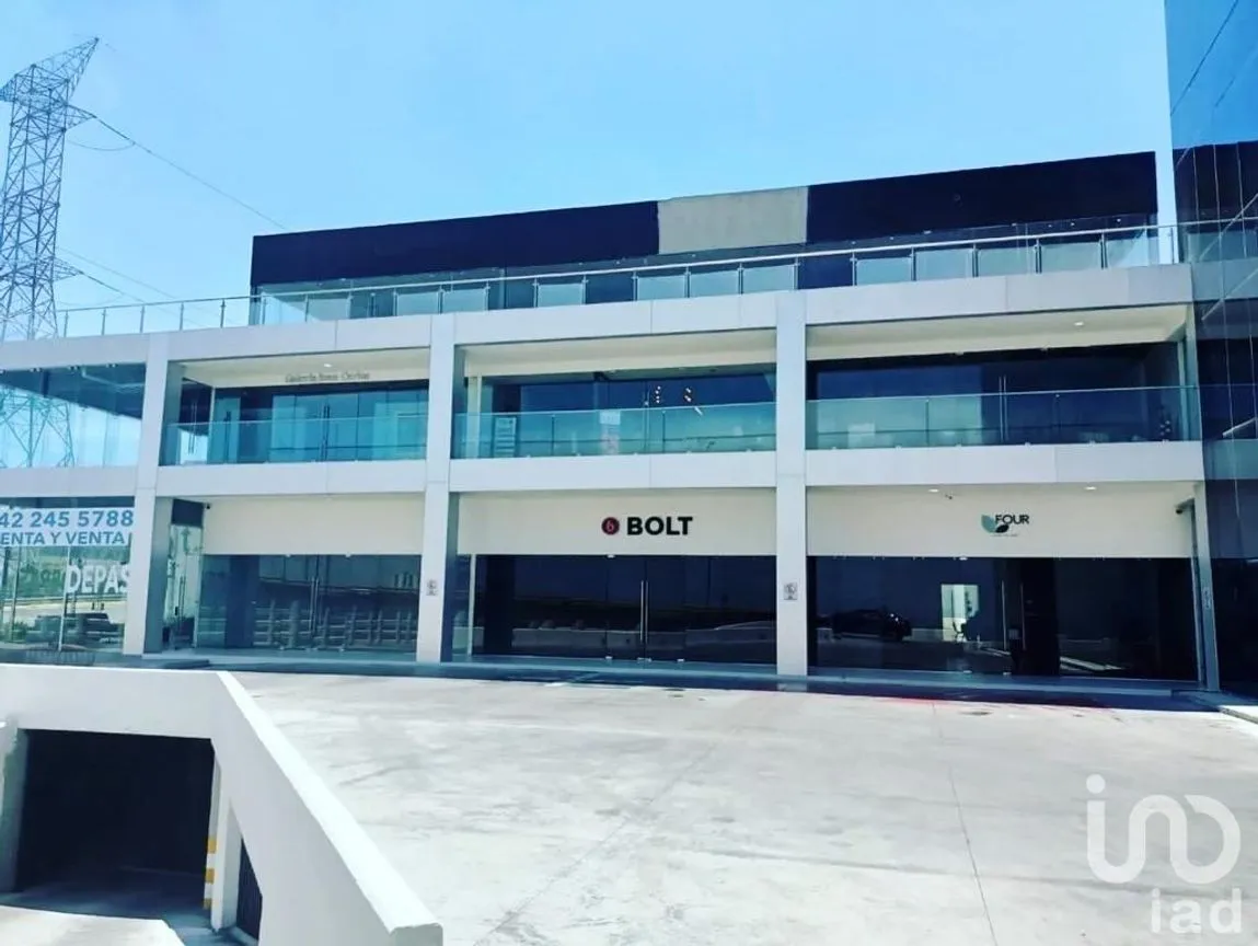 Local en Renta en El Campanario, Querétaro, Querétaro | NEX-253839 | iad México | Foto 3 de 15