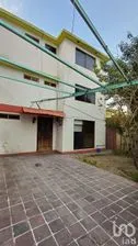 NEX-204772 - Casa en Venta, con 4 recamaras, con 2 baños, con 210 m2 de construcción en Villa de las Flores 1a Sección (Unidad Coacalco), CP 55710, México.