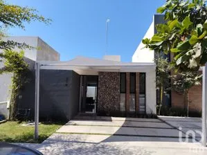 NEX-244274 - Casa en Venta, con 2 recamaras, con 2 baños, con 102 m2 de construcción en La Capacha, CP 28613, Colima.