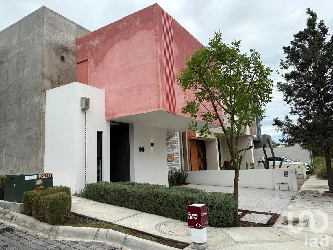 Casa en Venta en Albaterra Residencial, Colima, Colima | NEX-261220 | iad México | Foto 1 de 20