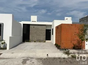 NEX-263728 - Casa en Venta, con 2 recamaras, con 2 baños, con 85 m2 de construcción en Real de Comala, CP 28450, Colima.
