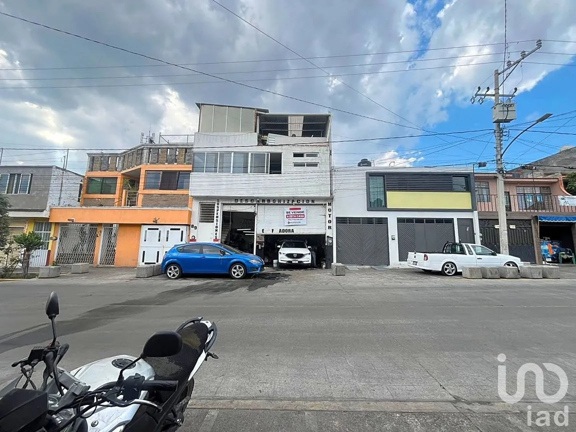 Casa en Venta en Lomas de Santiaguito, Morelia, Michoacán de Ocampo | NEX-261966 | iad México | Foto 1 de 26