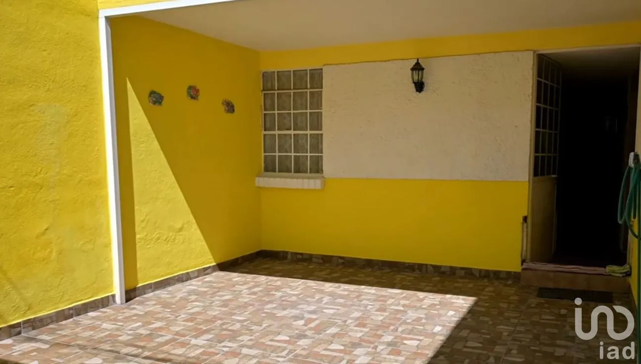Casa en Venta en Agustín Arriaga Rivera, Morelia, Michoacán de Ocampo | NEX-303069 | iad México | Foto 2 de 13