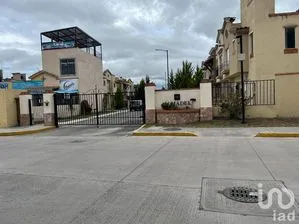 NEX-218456 - Casa en Venta, con 3 recamaras, con 1 baño, con 83 m2 de construcción en Real Toledo, CP 42119, Hidalgo.