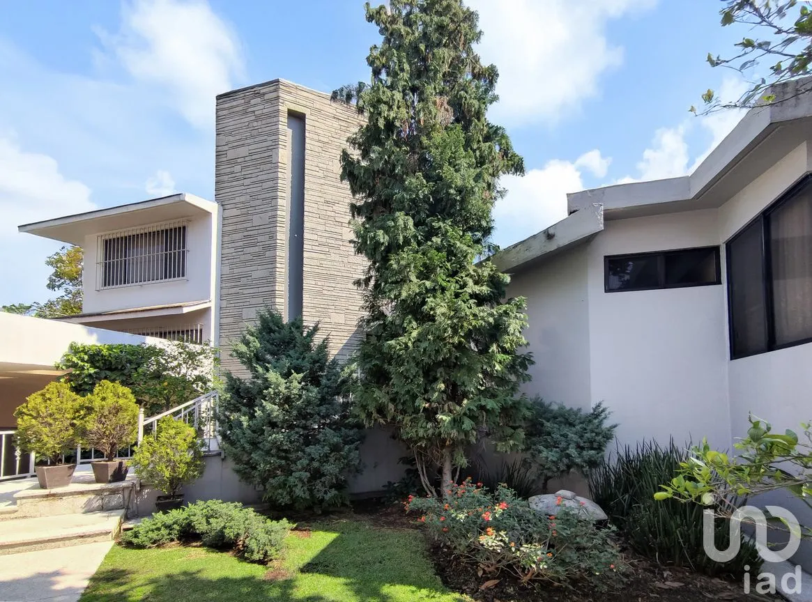 Casa en Venta en Jardines del Pedregal, Álvaro Obregón, Ciudad de México | NEX-218053 | iad México | Foto 2 de 17