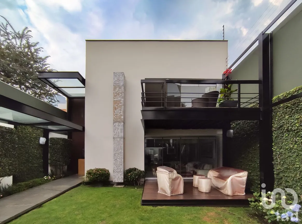 Casa en Venta en Florida, Álvaro Obregón, Ciudad de México | NEX-238605 | iad México | Foto 2 de 25