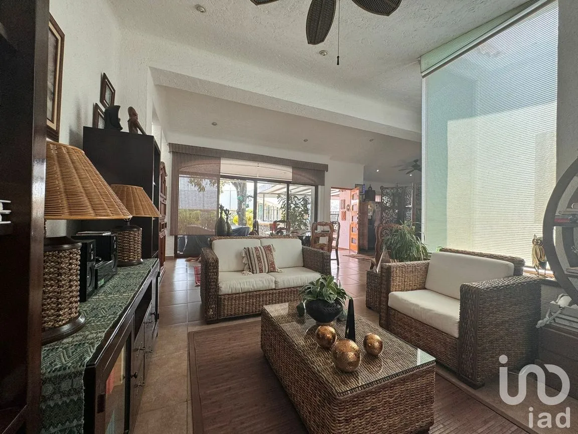 Casa en Venta en El Tesoro, Tepoztlán, Morelos | NEX-212630 | iad México | Foto 2 de 20