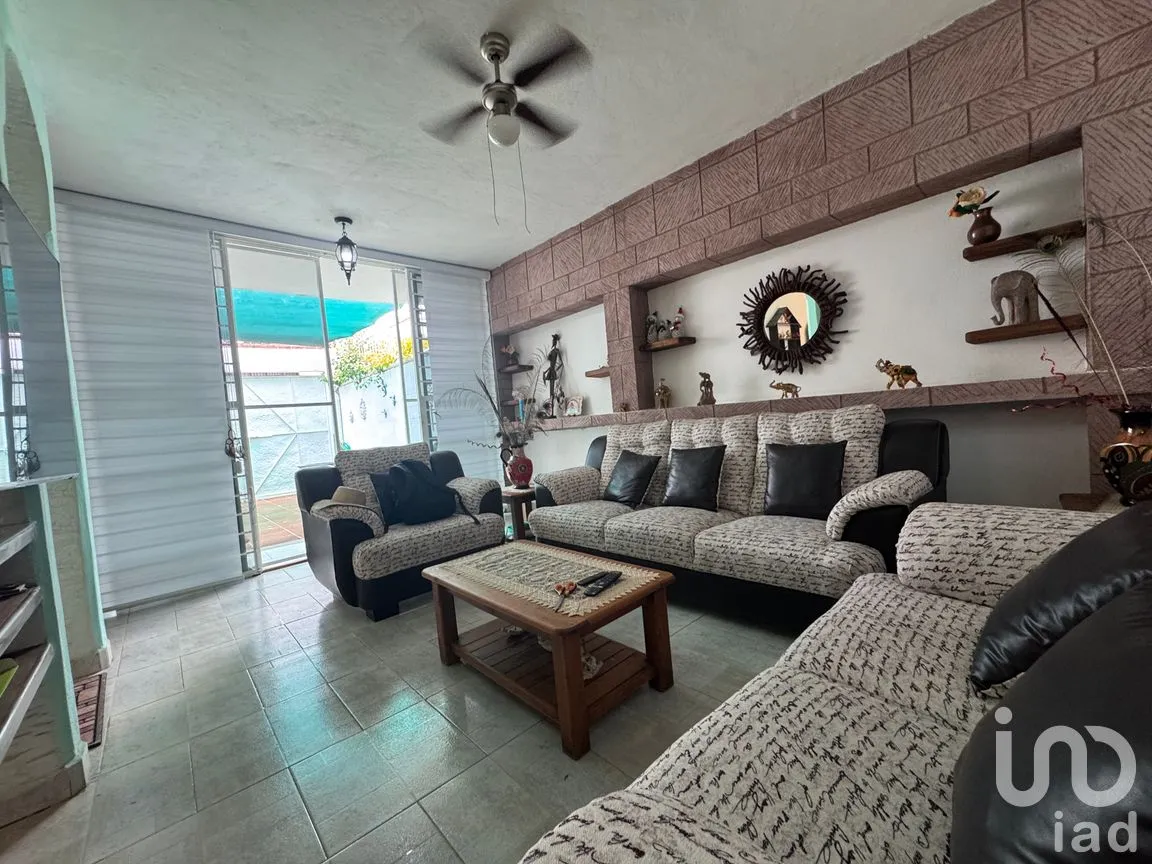 Casa en Venta en Los Tulipanes, Cuernavaca, Morelos | NEX-251355 | iad México | Foto 5 de 7