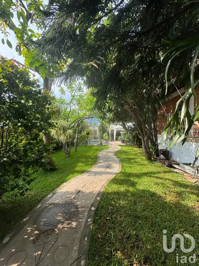 Casa en Venta en Tecmilco, Tepoztlán, Morelos | NEX-253378 | iad México | Foto 5 de 9